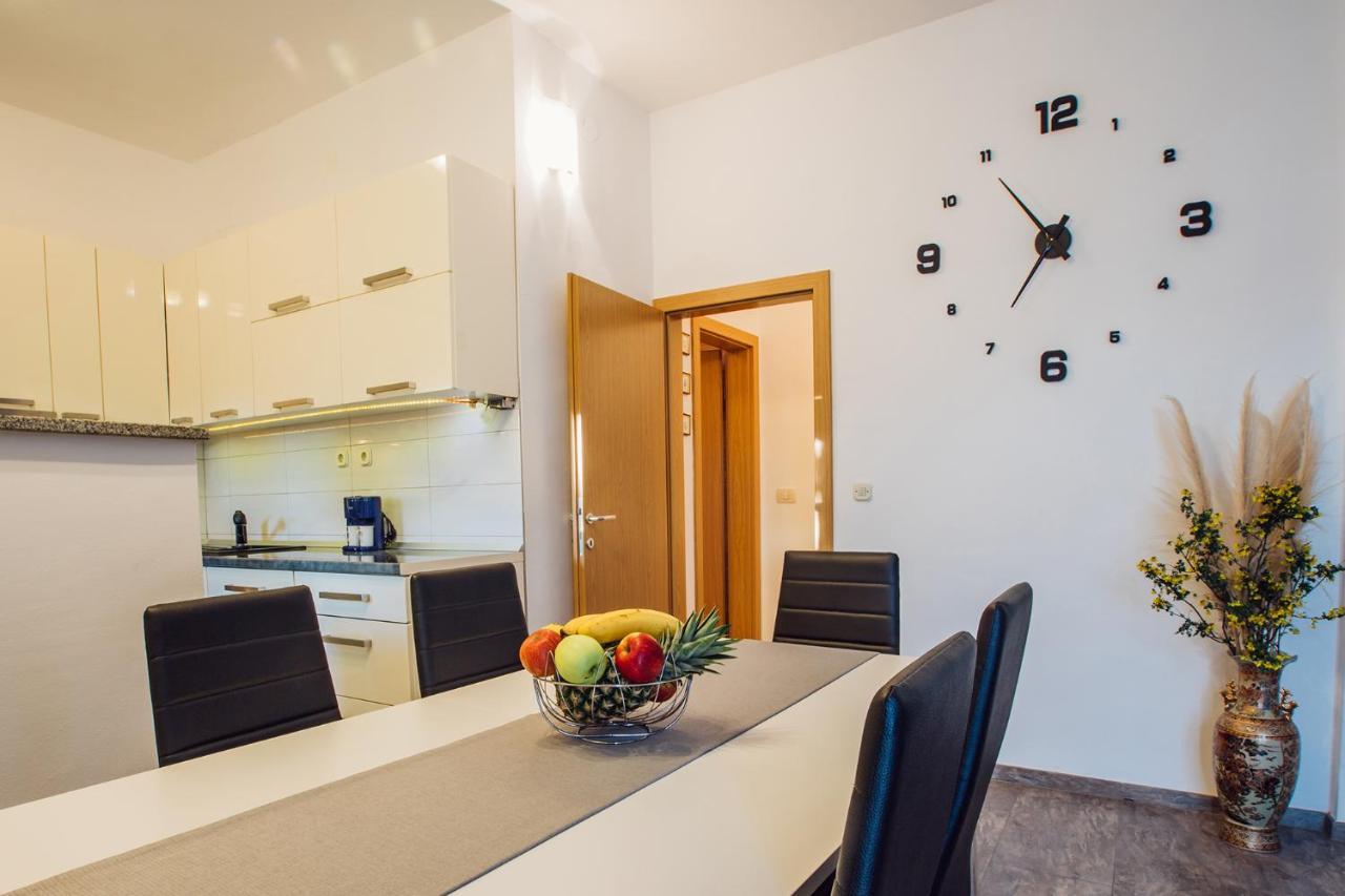 Apartments Essentia 珀德垂那 外观 照片